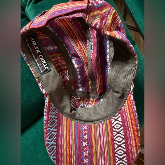 Colorful Alaska Patterned Cap - Picture 3 of 3